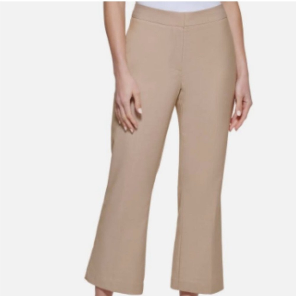 A New Day Women’s Beige Capri Kick Flare Pants